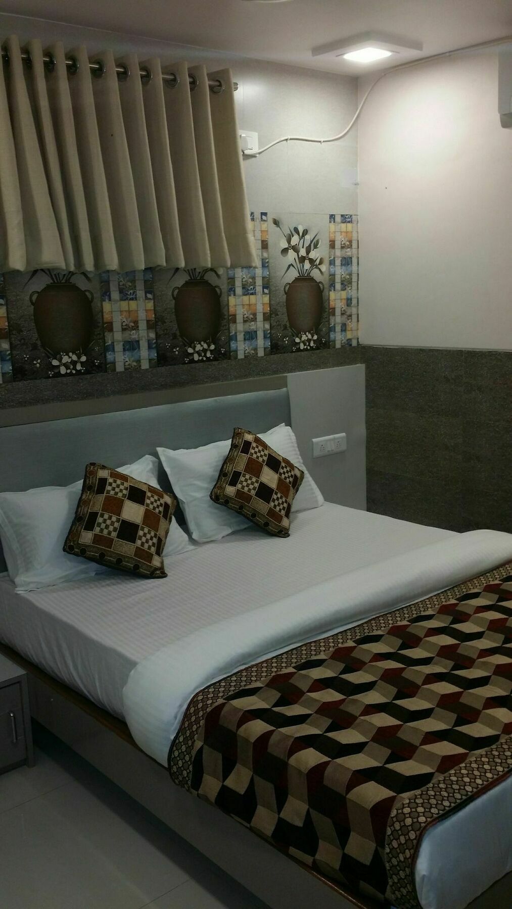 เคเอฟ เรซิเดนซี Hotel มุมไบ ภายนอก รูปภาพ